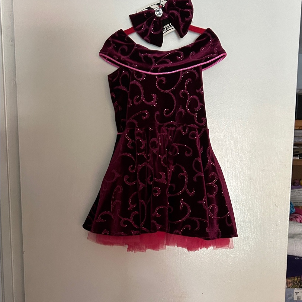 Hollywood babe collection 
Velvet Swirl Kids  Dress with Headband